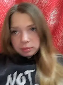 Zuli Kiska online show from 05-11-26, 03:34