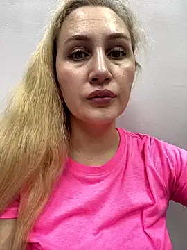 YourBlondee online show from 12-02-24, 03:26