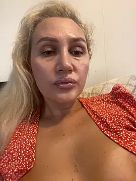 YourBlondee online show from 09-22-25, 02:35