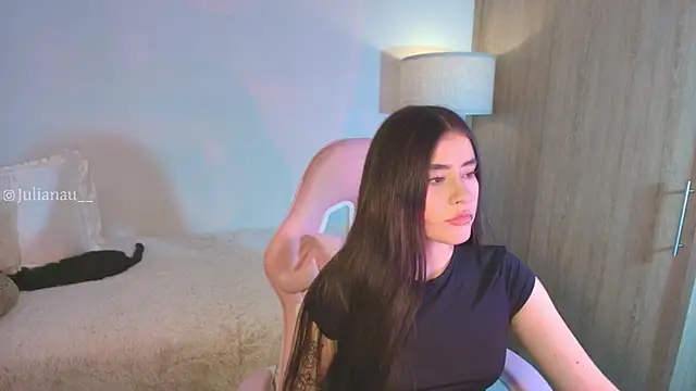 Snapshot of iriswest_ chatting on 11-12-25, 12:00 iriswest online show from 11-12-25, 12:00