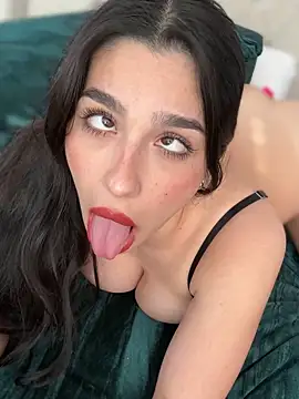 LoveLillyy online show from 03-07-25, 12:37
