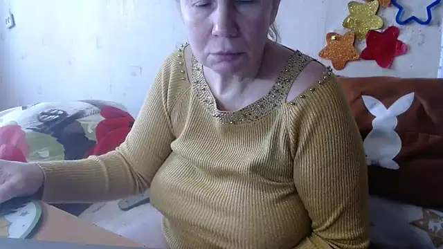 Snapshot of QueenLana chatting on 02-21-25, 07:23 QueenLana online show from 02-21-25, 07:23