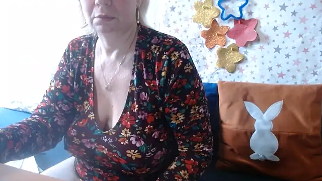 QueenLana online show from 06-26-26, 07:35