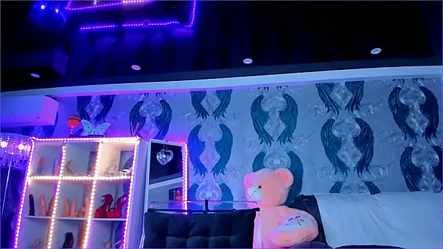 anneswhite online show from 02-13-26, 05:03