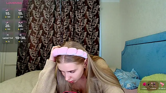 Adr1ana  online show from 12-03-25, 08:56