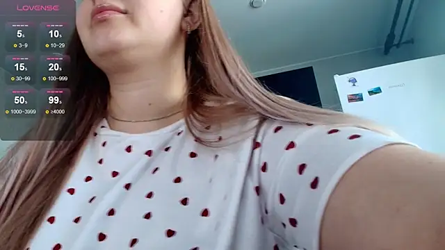 Snapshot of Adr1ana_ chatting on 02-15-26, 07:51 Adr1ana online show from 02-15-26, 07:51