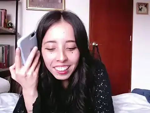 babyluna 8 8 online show from 12-04-24, 09:13