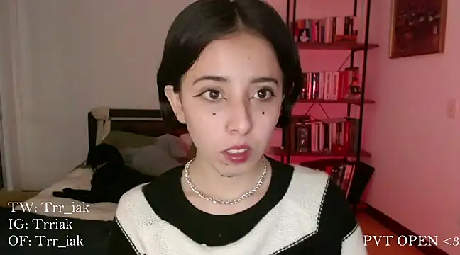 babyluna 8 8 online show from 01-09-25, 02:43