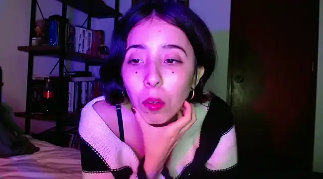 babyluna 8 8 online show from 03-12-25, 02:30