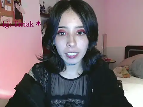 babyluna 8 8 online show from 05-03-26, 02:17
