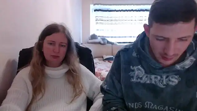 PeterAndJen online show from 03-20-25, 05:25