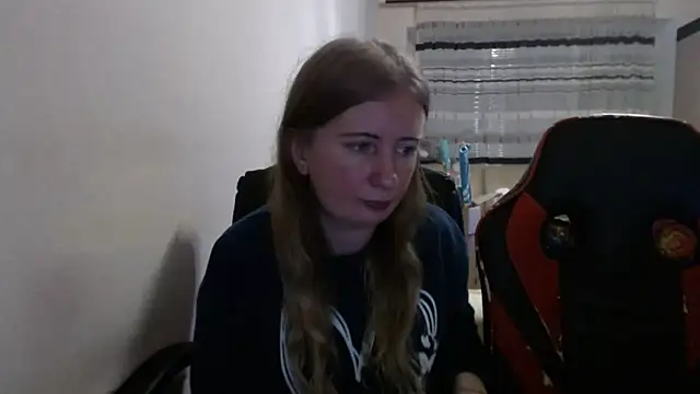 PeterAndJen online show from 12-02-25, 07:09