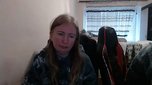 PeterAndJen online show from 02-06-26, 07:12