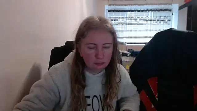 Snapshot of PeterAndJen chatting on 02-15-26, 07:05 PeterAndJen online show from 02-15-26, 07:05