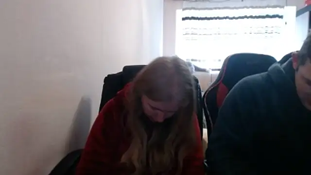 Snapshot of PeterAndJen chatting on 02-21-26, 06:47 PeterAndJen online show from 02-21-26, 06:47