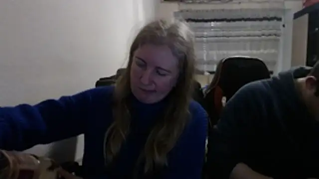 Snapshot of PeterAndJen chatting on 02-25-26, 08:07 PeterAndJen online show from 02-25-26, 08:07