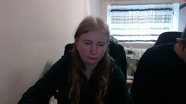 Snapshot of PeterAndJen chatting on 03-19-26, 06:28 PeterAndJen online show from 03-19-26, 06:28