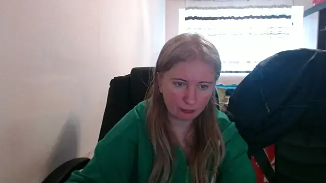 Snapshot of PeterAndJen chatting on 03-25-26, 07:14 PeterAndJen online show from 03-25-26, 07:14