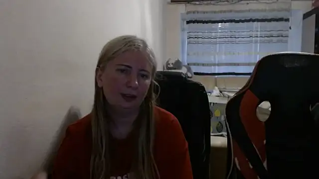 PeterAndJen online show from 05-09-26, 05:29