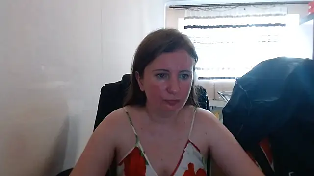 Snapshot of PeterAndJen chatting on 07-02-26, 05:30 PeterAndJen online show from 07-02-26, 05:30
