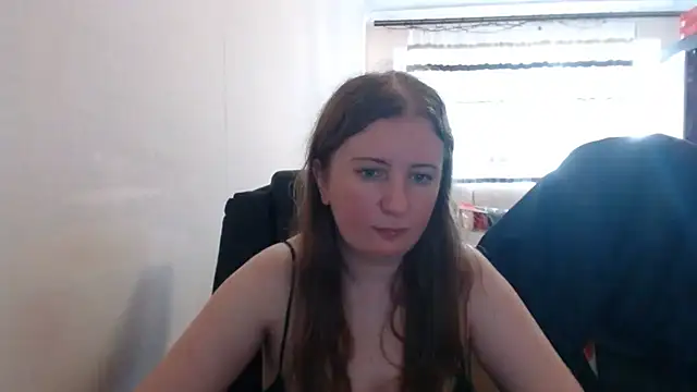 Snapshot of PeterAndJen chatting on 07-16-26, 05:52 PeterAndJen online show from 07-16-26, 05:52