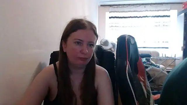 Snapshot of PeterAndJen chatting on 07-17-26, 06:09 PeterAndJen online show from 07-17-26, 06:09