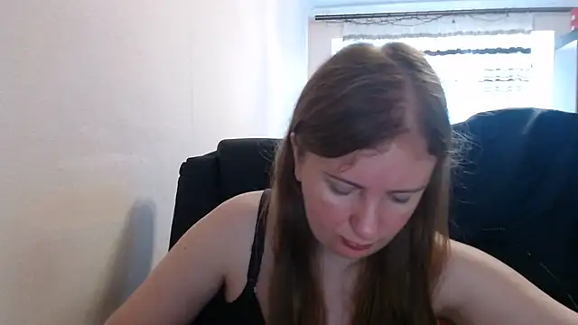 Snapshot of PeterAndJen chatting on 07-18-26, 06:17 PeterAndJen online show from 07-18-26, 06:17