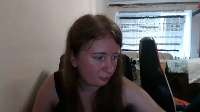 Snapshot of PeterAndJen chatting on 07-22-26, 05:38 PeterAndJen online show from 07-22-26, 05:38