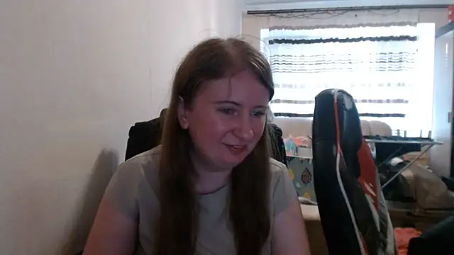 Snapshot of PeterAndJen chatting on 07-23-26, 05:33 PeterAndJen online show from 07-23-26, 05:33