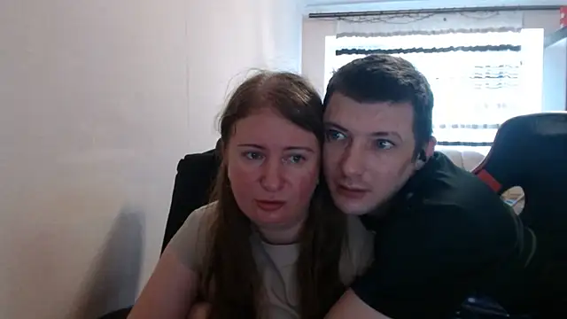 Snapshot of PeterAndJen chatting on 07-24-26, 05:49 PeterAndJen online show from 07-24-26, 05:49