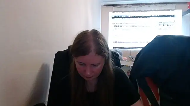 Snapshot of PeterAndJen chatting on 07-27-26, 06:26 PeterAndJen online show from 07-27-26, 06:26