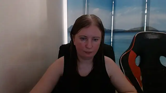 Snapshot of PeterAndJen chatting on 07-31-26, 05:34 PeterAndJen online show from 07-31-26, 05:34