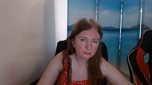Snapshot of PeterAndJen chatting on 08-07-26, 06:04 PeterAndJen online show from 08-07-26, 06:04