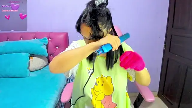 crissn0707 online show from 03-12-26, 12:28