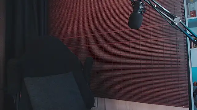 Artemis Kazttman online show from 03-16-25, 04:01