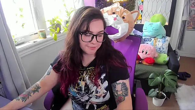 JennKenobi online show from 05-11-26, 02:45