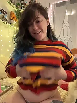 JennKenobi online show from 06-11-26, 01:42