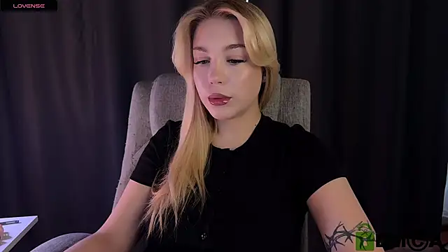 ariashaa online show from 06-06-26, 02:22