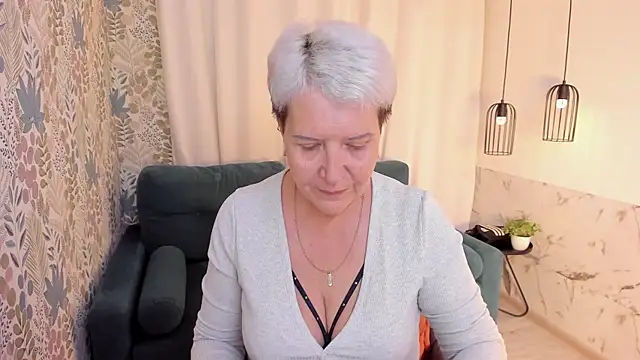 KathySunn online show from 05-15-26, 01:07