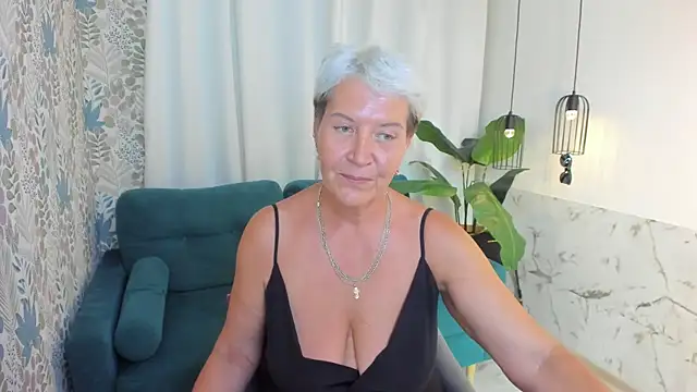 KathySunn online show from 07-18-26, 01:37