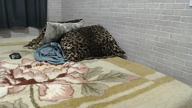 sweet luana online show from 03-16-25, 07:59