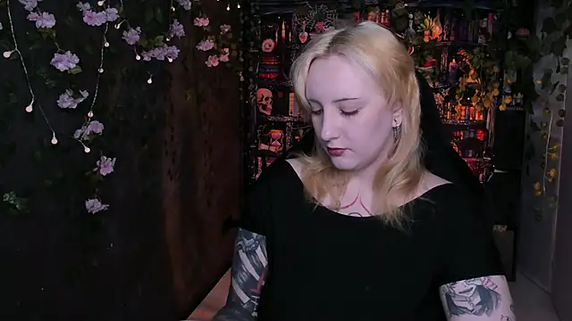 AsheLucker online show from 06-16-26, 03:42