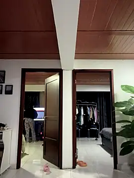 Ambar pe  online show from 11-02-25, 02:14