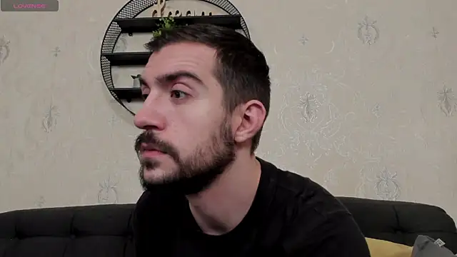 Snapshot of Dylan_Best chatting on 03-12-26, 10:38 Dylan Best online show from 03-12-26, 10:38