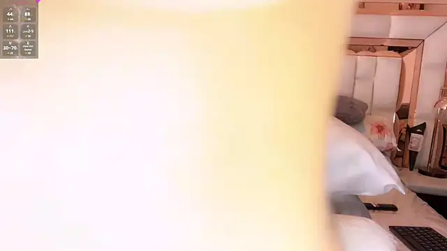 im yours 01 online show from 01-09-25, 07:10