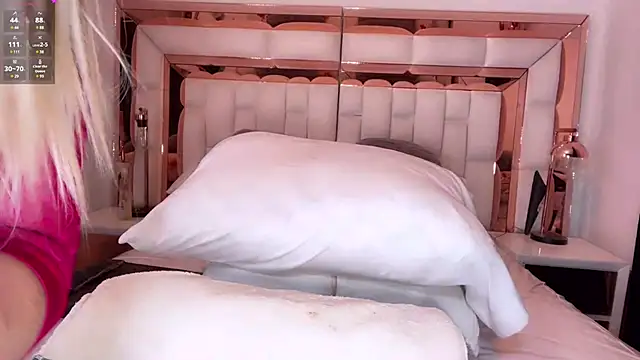 im yours 01 online show from 01-19-25, 04:33