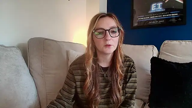 Snapshot of short_sweetpea chatting on 10-28-25, 12:41 short sweetpea online show from 10-28-25, 12:41