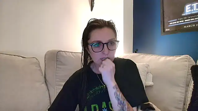 Snapshot of short_sweetpea chatting on 11-04-25, 06:40 short sweetpea online show from 11-04-25, 06:40