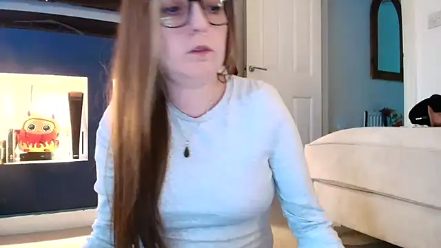 short sweetpea online show from 12-17-25, 03:07