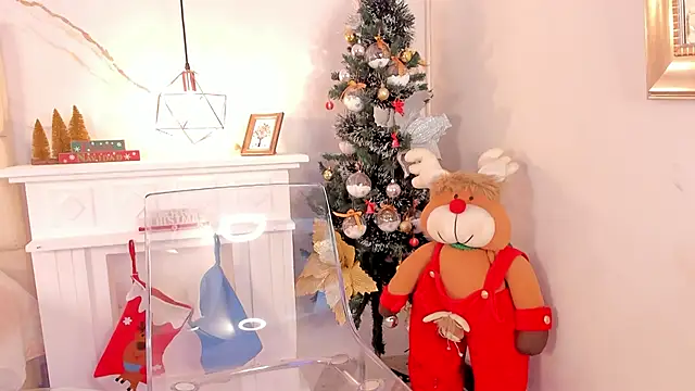 IsiisLovei online show from 12-27-24, 02:22